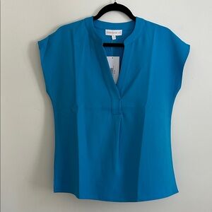 NWT Wanna B Me Aqua Top- Small
